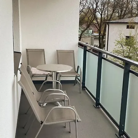 Kulaliskorter Kesklinna Ja Ranna Laheduses Lejlighed Pärnu